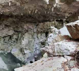 Ausflug zum National Park Los Tres Ojos mit Andy