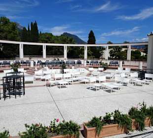 Dachetage des Restaurant Spiaggia degli Olivi