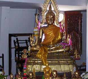 Buddha im inneren des Buddhas