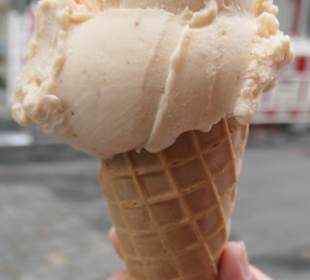 Gutes Eis von der Eisdiele Serafin
