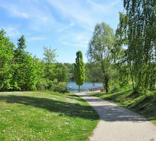 Fußweg zum Heidbergsee
