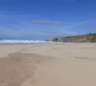Die Praia de Monte Clérigo beim Restaurant O Zé