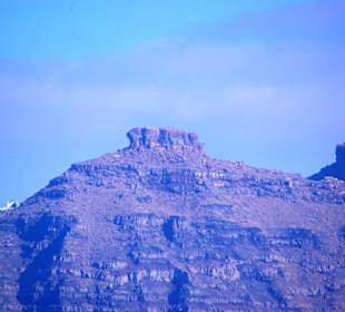 Santorin selbst im Bild Landschaft, Stadt