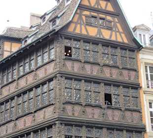 Maison Kammerzell mit seinen 75 Fenstern