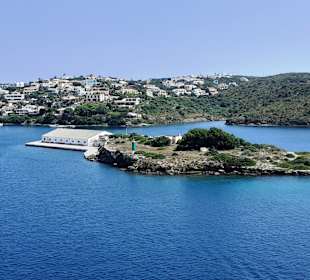 Bei der Einfahrt in den Hafen von Mahon