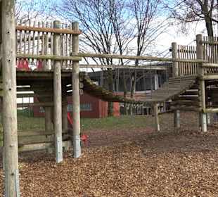 Spielplatz am Forum Großbettlingen
