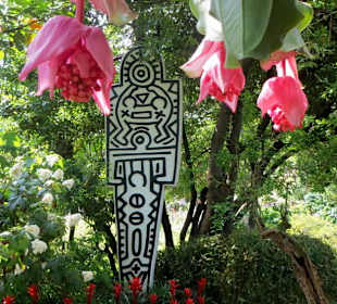 Kunstwerks-Stele