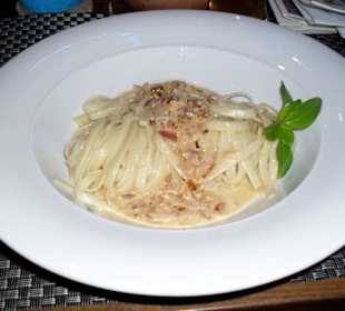 Hauptgang: Alfredo-Nudeln