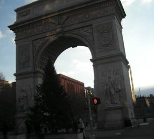 Memorial Arch