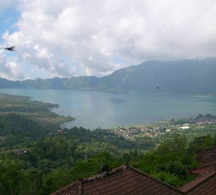 Blick auf den Lake Batur, mittags.