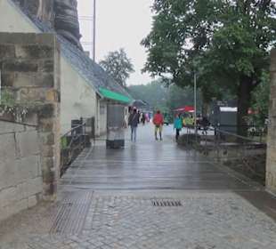 Weg von der Festung