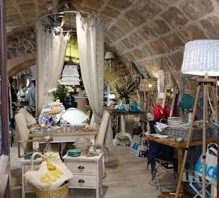 Geschäfte in der Altstadt von Alghero