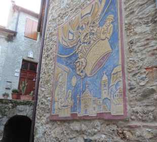 Kunstwerk auf Hauswand