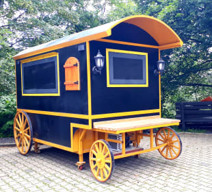 Restaurant Road Stop