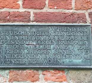 Info an den Häusern