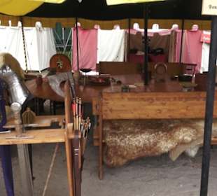 Jahrhundertmarkt und Ritterturney 