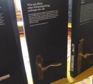 Heimatschutzzentrum in der Villa Patumbah