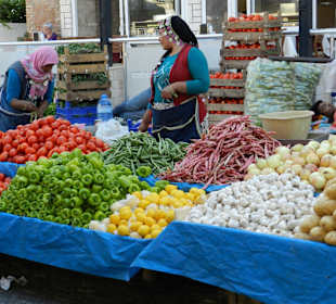 Marché aux fruits et légumes de kusadasi