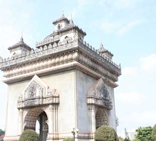 Patuxai, Vientiane