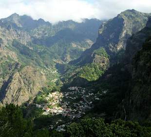 Tiefblick in das Tal der Nonnen