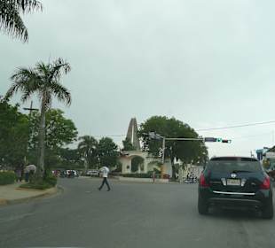Eintreffen in Higüey im Hintergrund die Basilica