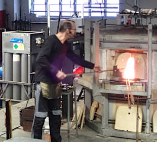 Glasbläser in der Manufaktur Wernigerode