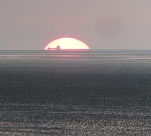 Sonnenuntergang über dem Wattenmeer