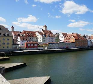 Gegenüber der Vorort Stadtamhof