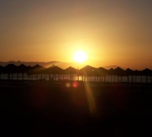 Sonnenaufgang am Strand