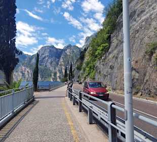 Entlang der Hauptstraße 