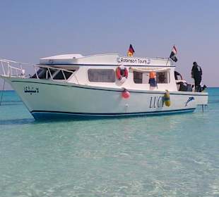 Robinson Tours (Lucy)