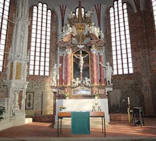 SAkramentshaus und Barockaltar