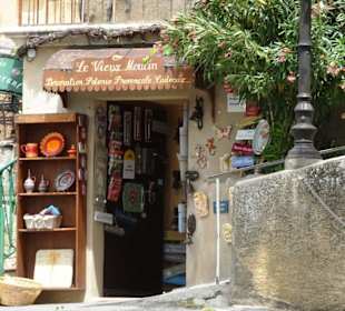 Rundgang durch Moustiers-Sainte-Marie