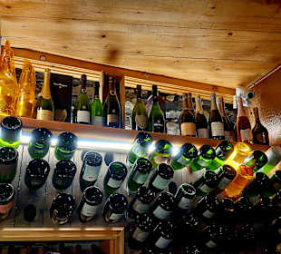 Weine warten zum Trinken II