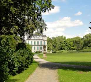 Wege im Park
