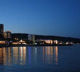 Goldstrand bei Nacht