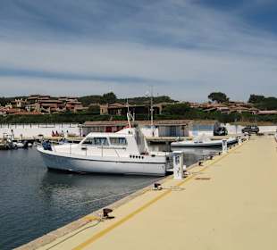 Baia Marina Caddinas