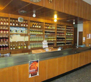 Hier wird Klosterlikör verkauft