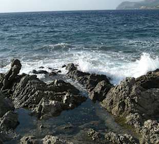 Die Brandung...entlang der Promenade