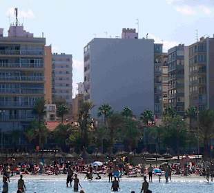 Veřejná pláž krásná a čistá