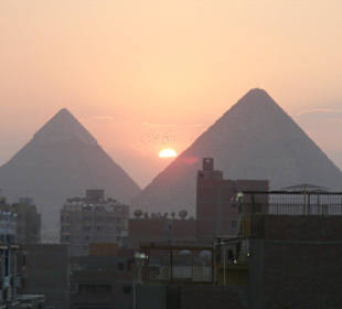 Zachód słońca w Kairze
