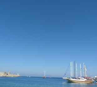 Hafen bei Tag