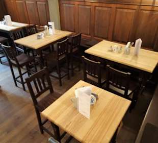 Blick in die Gasträume der Goldenen Kugel