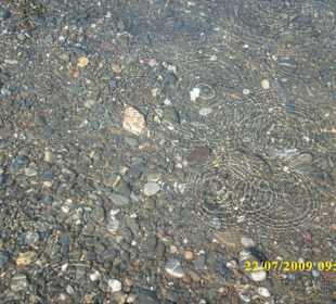 Heisses Wasser der Embros-Therme