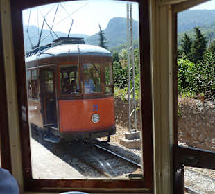 Begegnung unterwegs Straßenbahn