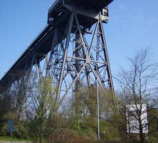 Ein Brückenpfeiler von der Hochbrücke