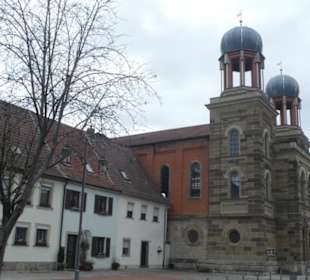 Die Alte Synagoge von der Landwehrstraße gesehen