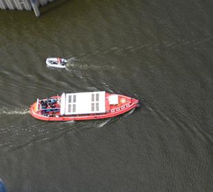 Barkasse der Maritimen Circle Line in Hamburg
