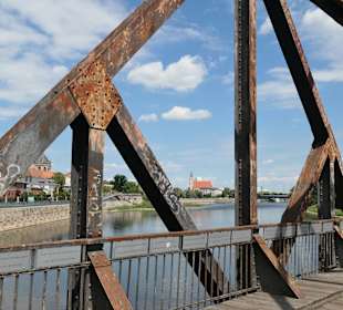 Blick von der Hubbrücke zur Altstadt