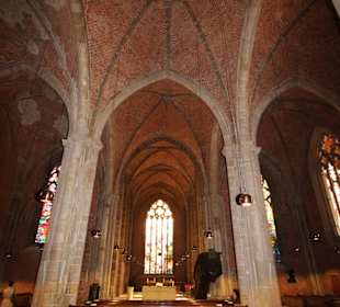 Blick in das Kirchenschiff